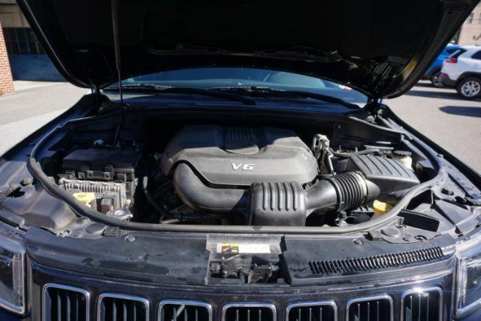 2014 Jeep Grand Cherokee Laredo 4WD (1C4RJFAG5EC) with an 3.6L V6 DOHC 24V engine, 5-Speed Automatic transmission, located at 312 Centre Ave, Schuylkill Haven, PA, 17972, (570) 593-5278, 40.638130, -76.177383 - Photo#53