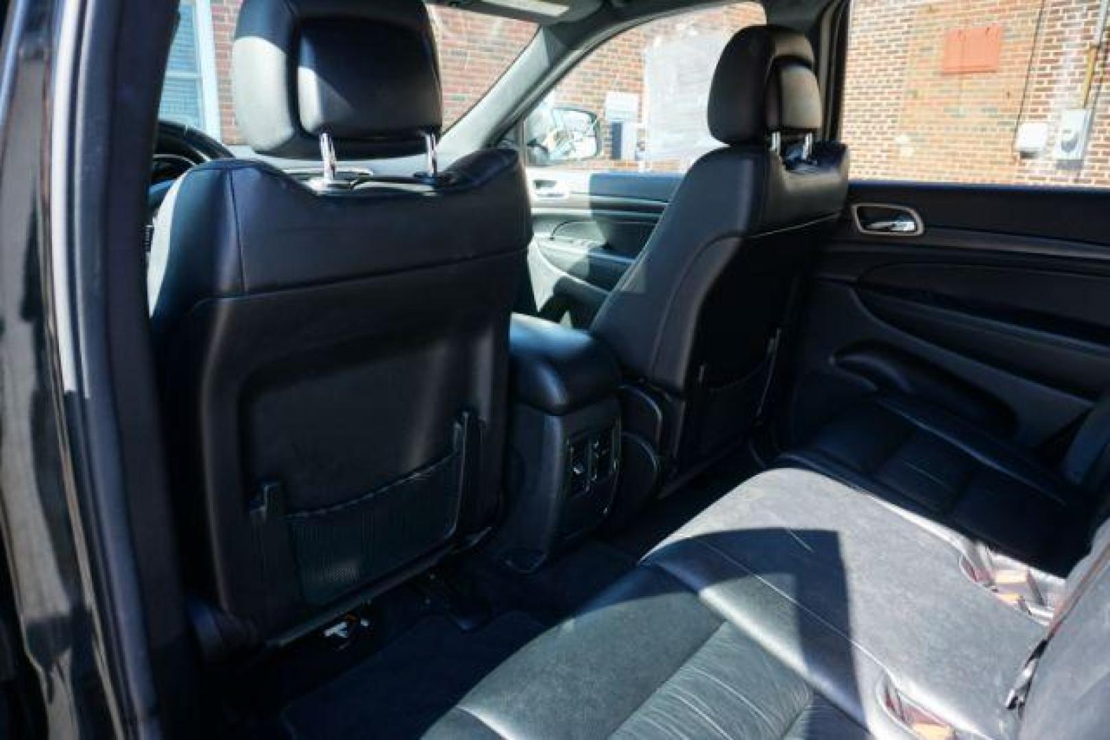 2014 Jeep Grand Cherokee Laredo 4WD (1C4RJFAG5EC) with an 3.6L V6 DOHC 24V engine, 5-Speed Automatic transmission, located at 312 Centre Ave, Schuylkill Haven, PA, 17972, (570) 593-5278, 40.638130, -76.177383 - Photo#65