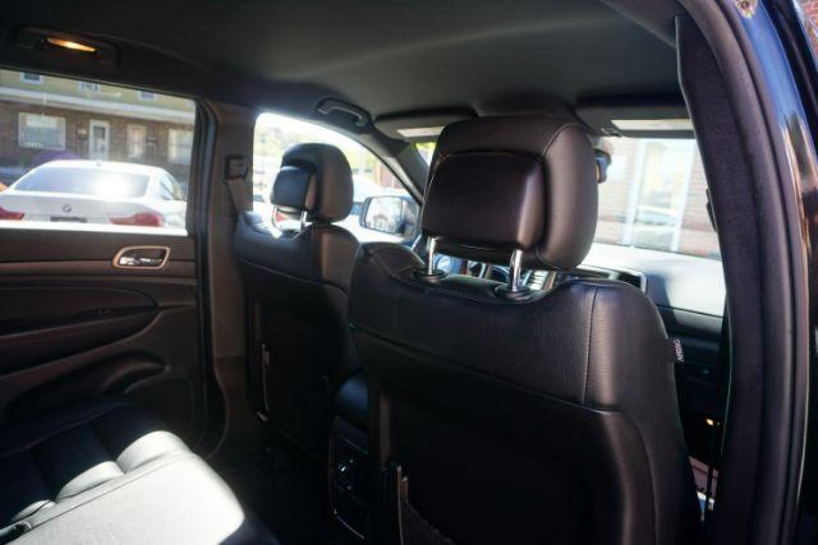 2014 Jeep Grand Cherokee Laredo 4WD (1C4RJFAG5EC) with an 3.6L V6 DOHC 24V engine, 5-Speed Automatic transmission, located at 312 Centre Ave, Schuylkill Haven, PA, 17972, (570) 593-5278, 40.638130, -76.177383 - Photo#70