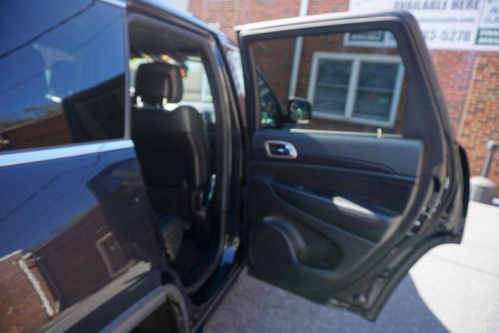 2014 Jeep Grand Cherokee Laredo 4WD (1C4RJFAG5EC) with an 3.6L V6 DOHC 24V engine, 5-Speed Automatic transmission, located at 312 Centre Ave, Schuylkill Haven, PA, 17972, (570) 593-5278, 40.638130, -76.177383 - Photo#74