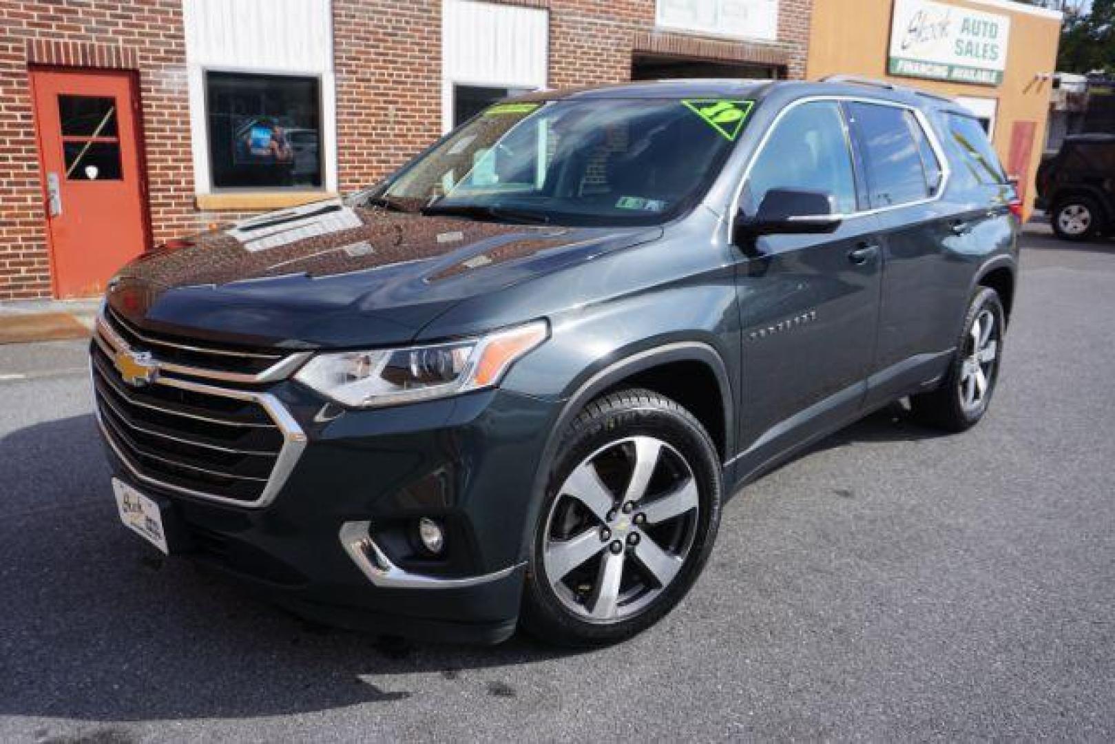 2019 Graphite Metallic /Dark Atmosphere/Medium Ash Gray Chevrolet Traverse 3LT (1GNEVHKW7KJ) with an 3.6L V-6 gasoline direct injection engine, located at 312 Centre Ave, Schuylkill Haven, PA, 17972, (570) 593-5278, 40.638130, -76.177383 - Photo#2