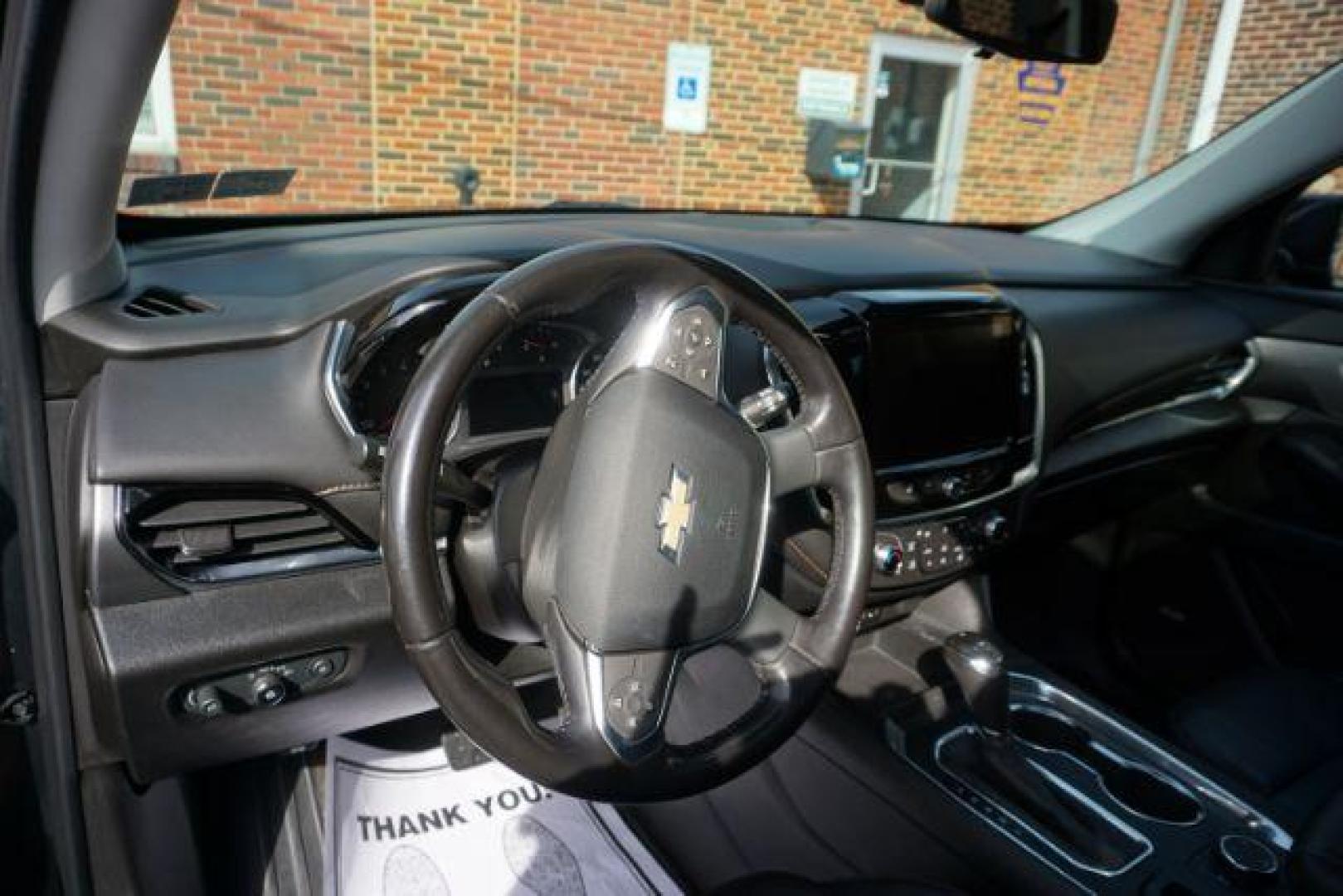 2019 Graphite Metallic /Dark Atmosphere/Medium Ash Gray Chevrolet Traverse 3LT (1GNEVHKW7KJ) with an 3.6L V-6 gasoline direct injection engine, located at 312 Centre Ave, Schuylkill Haven, PA, 17972, (570) 593-5278, 40.638130, -76.177383 - Photo#22