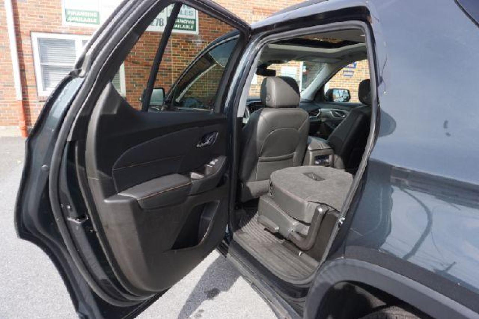 2019 Graphite Metallic /Dark Atmosphere/Medium Ash Gray Chevrolet Traverse 3LT (1GNEVHKW7KJ) with an 3.6L V-6 gasoline direct injection engine, located at 312 Centre Ave, Schuylkill Haven, PA, 17972, (570) 593-5278, 40.638130, -76.177383 - Photo#37