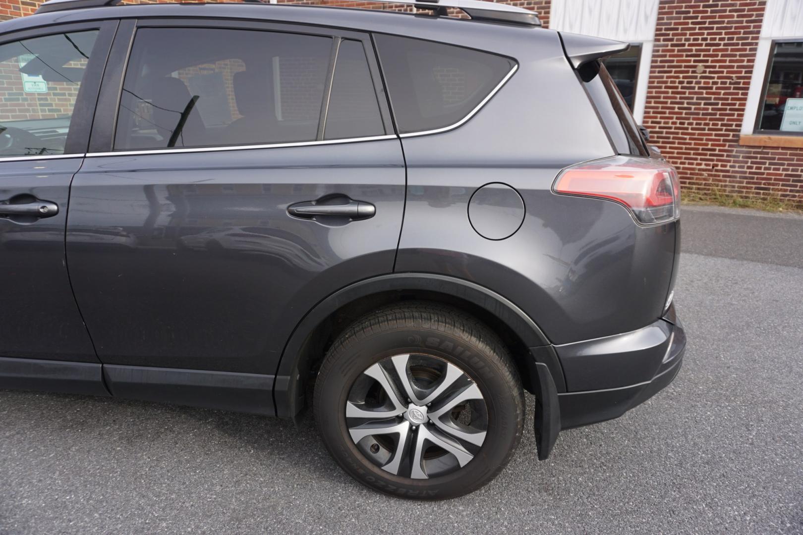 2017 MAGNETIC GRAY METALL TOYOTA RAV4 LE (JTMBFREV2HD) with an 2.5L I4 F DOHC 16V engine, AUTOMATIC transmission, located at 312 Centre Ave, Schuylkill Haven, PA, 17972, (570) 593-5278, 40.638130, -76.177383- Photo#4