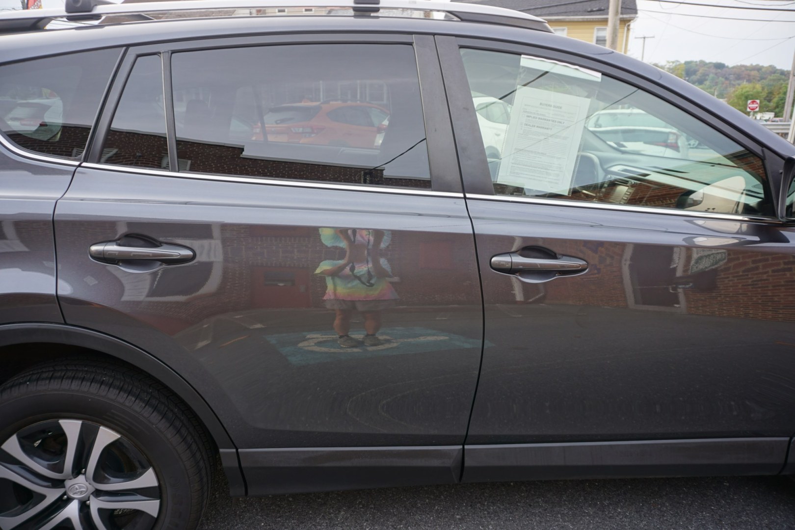 2017 Magnetic Gray Metallic /Black TOYOTA RAV4 LE (JTMBFREV2HD) with an 2.5L I-4 DOHC engine, located at 312 Centre Ave, Schuylkill Haven, PA, 17972, (570) 593-5278, 40.638130, -76.177383 - Photo#11