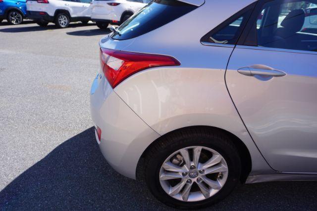 2014 Gray /2 tone gray Hyundai Elantra GT gt (KMHD35LH2EU) , located at 312 Centre Ave, Schuylkill Haven, PA, 17972, (570) 593-5278, 40.638130, -76.177383 - Photo#13