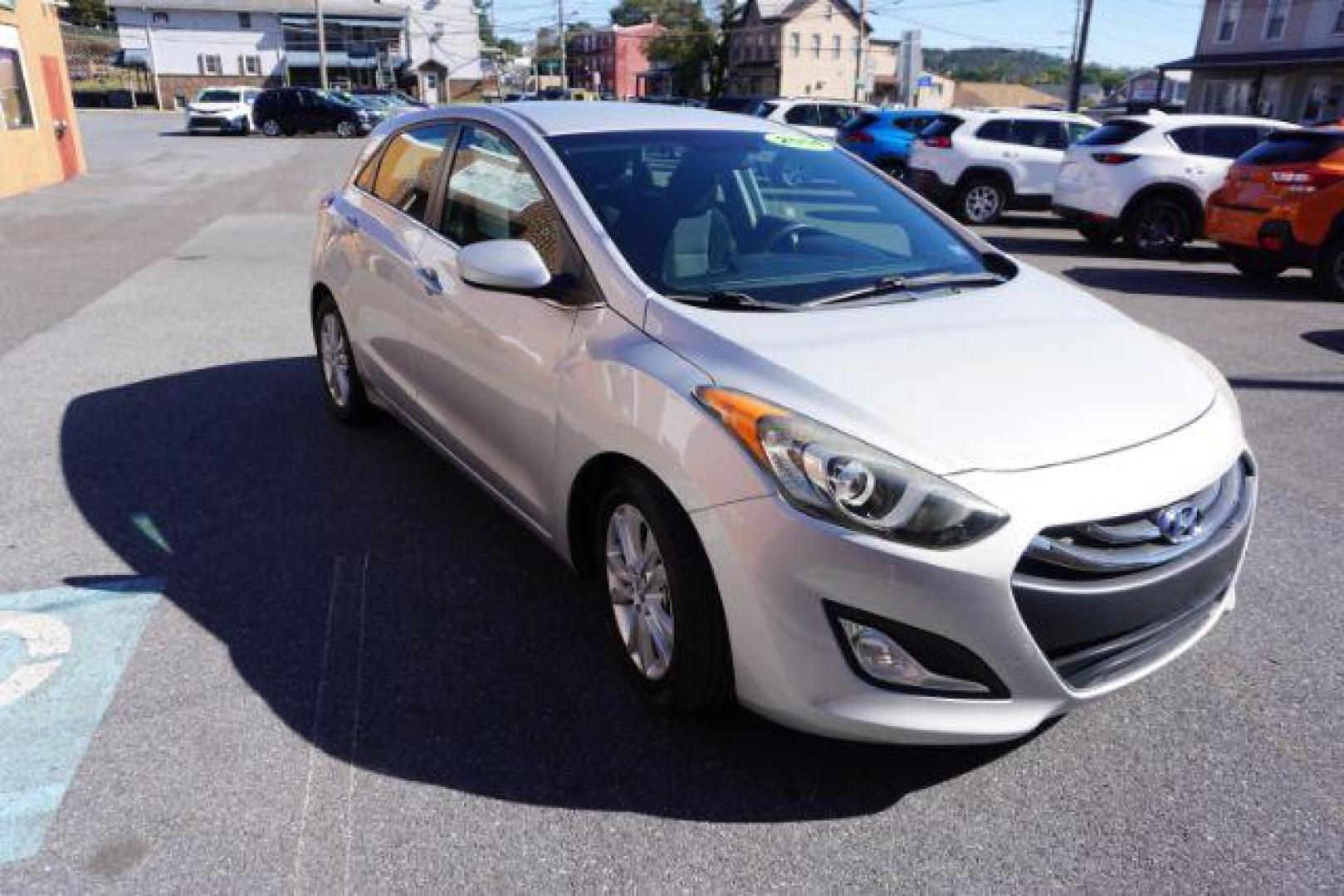 2014 Gray /2 tone gray Hyundai Elantra GT gt (KMHD35LH2EU) , located at 312 Centre Ave, Schuylkill Haven, PA, 17972, (570) 593-5278, 40.638130, -76.177383 - Photo#18