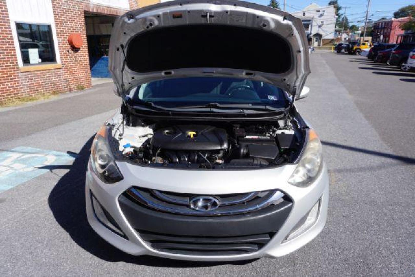 2014 Gray /2 tone gray Hyundai Elantra GT gt (KMHD35LH2EU) , located at 312 Centre Ave, Schuylkill Haven, PA, 17972, (570) 593-5278, 40.638130, -76.177383 - Photo#19