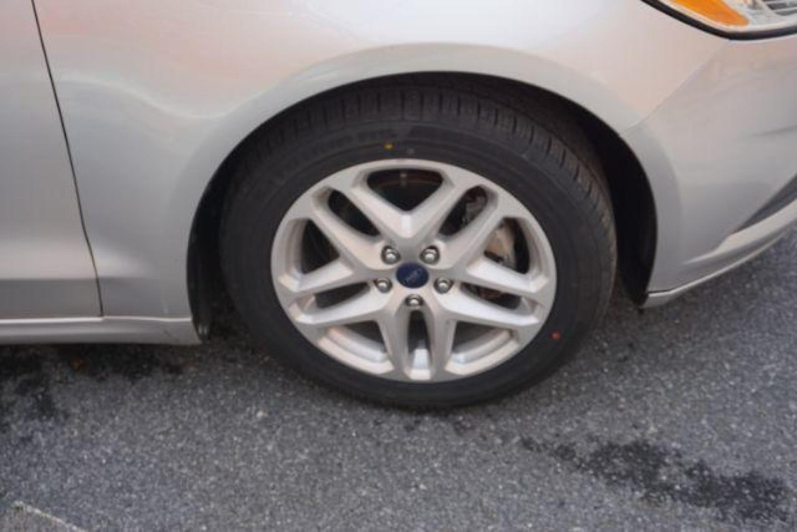 2014 Sterling Gray /Dune Ford Fusion SE (3FA6P0HD0ER) with an 1.5L L4 DOHC 16V engine, located at 312 Centre Ave, Schuylkill Haven, PA, 17972, (570) 593-5278, 40.638130, -76.177383 - Photo#17