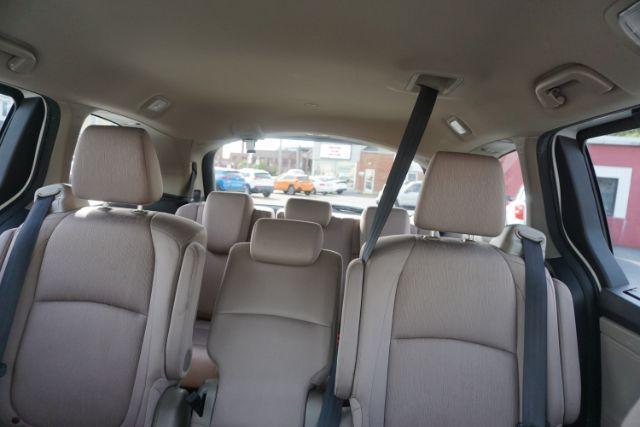 2019 White Diamond Pearl /Beige Honda Odyssey EX (5FNRL6H53KB) with an 3.5L V-6 gasoline direct injection engine, located at 312 Centre Ave, Schuylkill Haven, PA, 17972, (570) 593-5278, 40.638130, -76.177383 - Photo#40