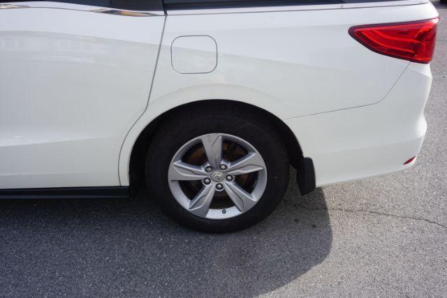 2019 White Diamond Pearl /Beige Honda Odyssey EX (5FNRL6H53KB) with an 3.5L V-6 gasoline direct injection engine, located at 312 Centre Ave, Schuylkill Haven, PA, 17972, (570) 593-5278, 40.638130, -76.177383 - Photo#77