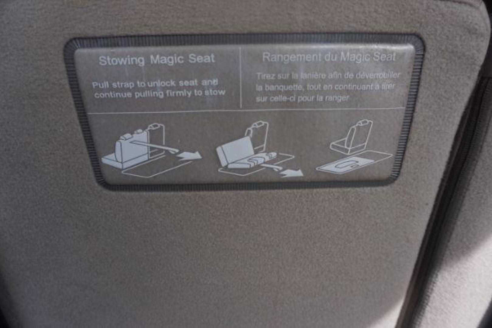 2019 White Diamond Pearl /Beige Honda Odyssey EX (5FNRL6H53KB) with an 3.5L V-6 gasoline direct injection engine, located at 312 Centre Ave, Schuylkill Haven, PA, 17972, (570) 593-5278, 40.638130, -76.177383 - Photo#112