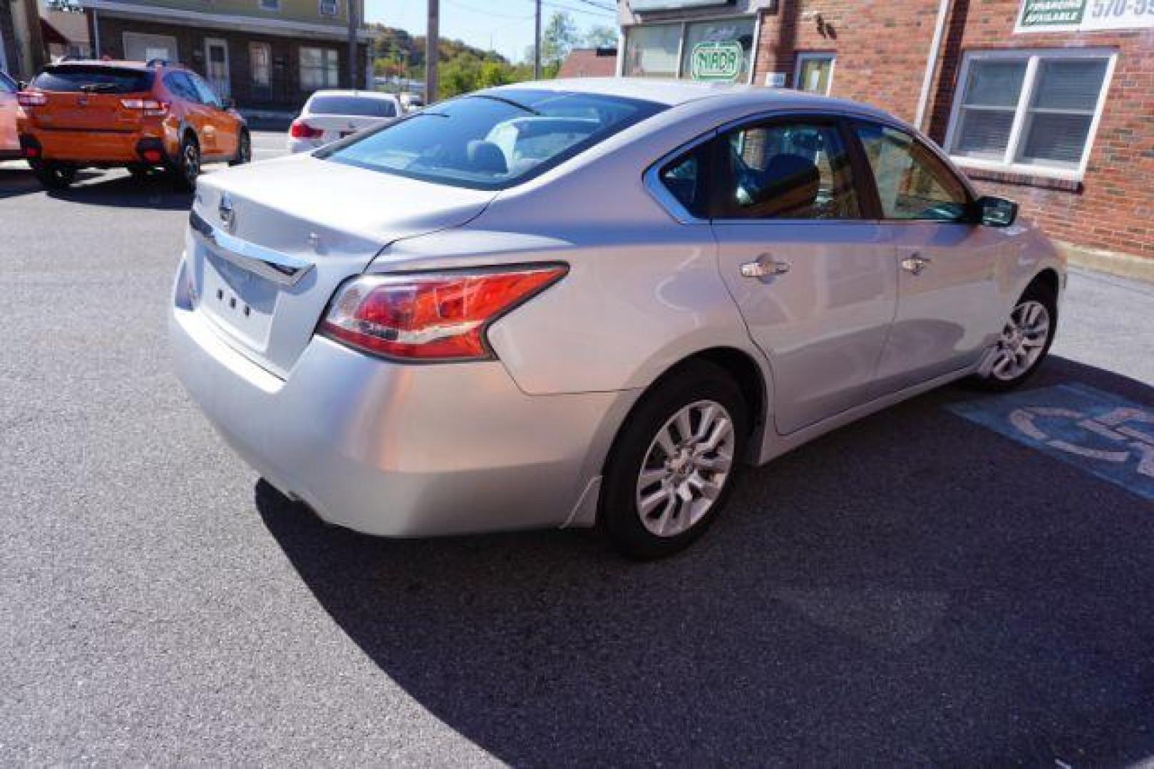 2015 Brilliant Silver /Charcoal Nissan Altima 2.5 S (1N4AL3AP6FN) with an 2.5L I-4 DOHC engine, located at 312 Centre Ave, Schuylkill Haven, PA, 17972, (570) 593-5278, 40.638130, -76.177383 - Photo#13