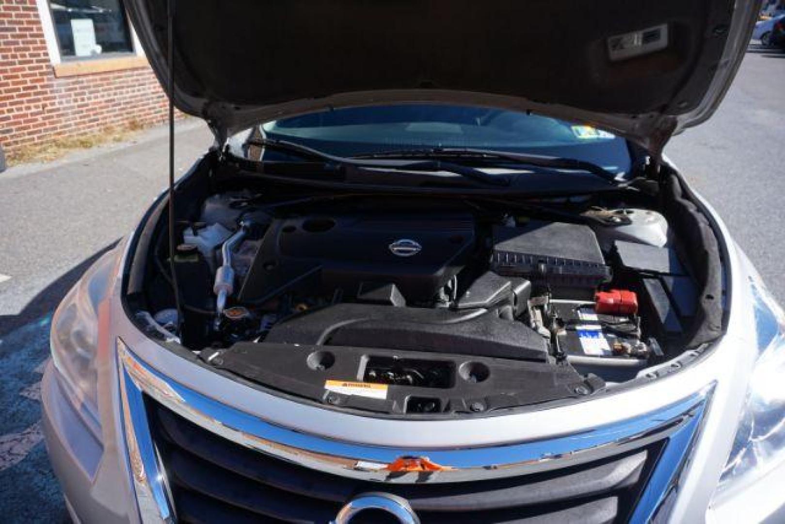 2015 Brilliant Silver /Charcoal Nissan Altima 2.5 S (1N4AL3AP6FN) with an 2.5L I-4 DOHC engine, located at 312 Centre Ave, Schuylkill Haven, PA, 17972, (570) 593-5278, 40.638130, -76.177383 - Photo#21