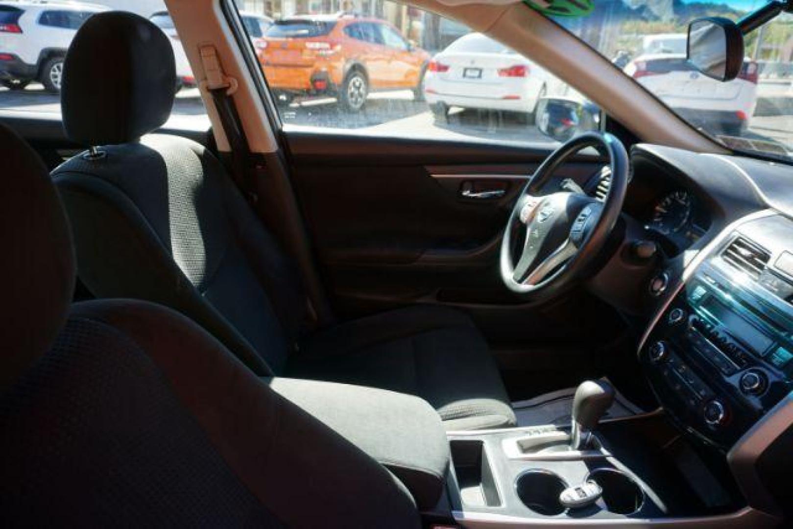 2015 Brilliant Silver /Charcoal Nissan Altima 2.5 S (1N4AL3AP6FN) with an 2.5L I-4 DOHC engine, located at 312 Centre Ave, Schuylkill Haven, PA, 17972, (570) 593-5278, 40.638130, -76.177383 - Photo#40