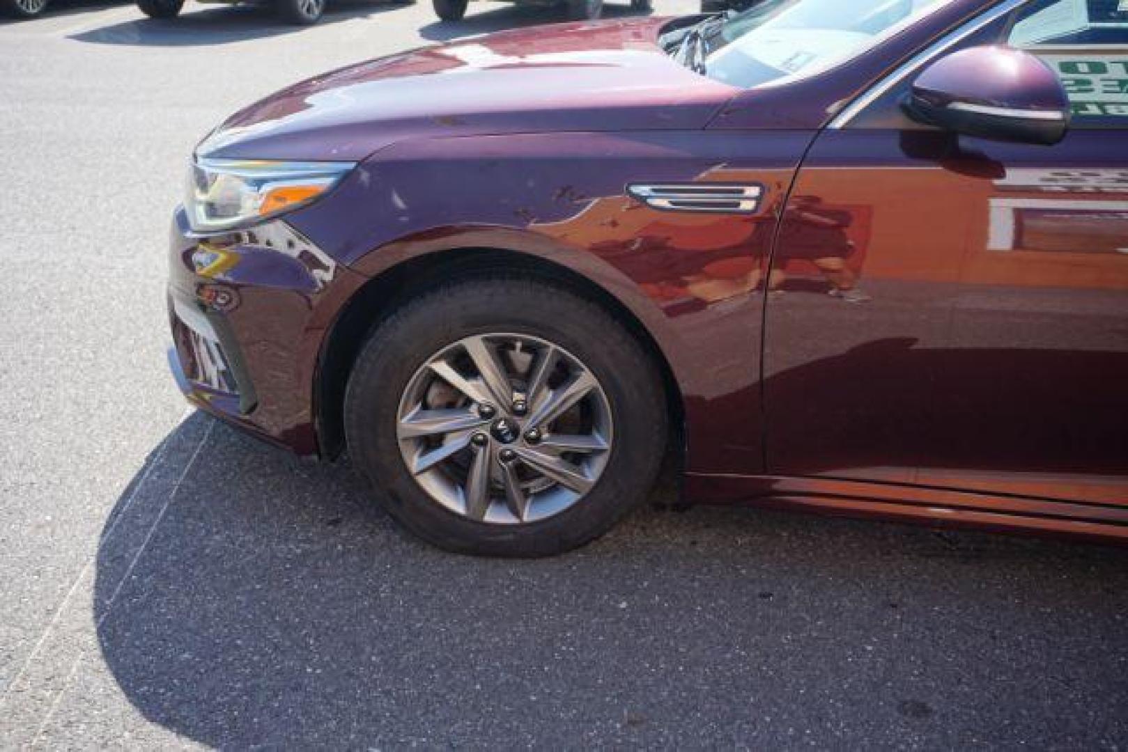 2019 Sangria /Black Kia Optima LX (5XXGT4L39KG) with an Theta II 2.4L I-4 gasoline direct injection engine, located at 312 Centre Ave, Schuylkill Haven, PA, 17972, (570) 593-5278, 40.638130, -76.177383 - Photo#4