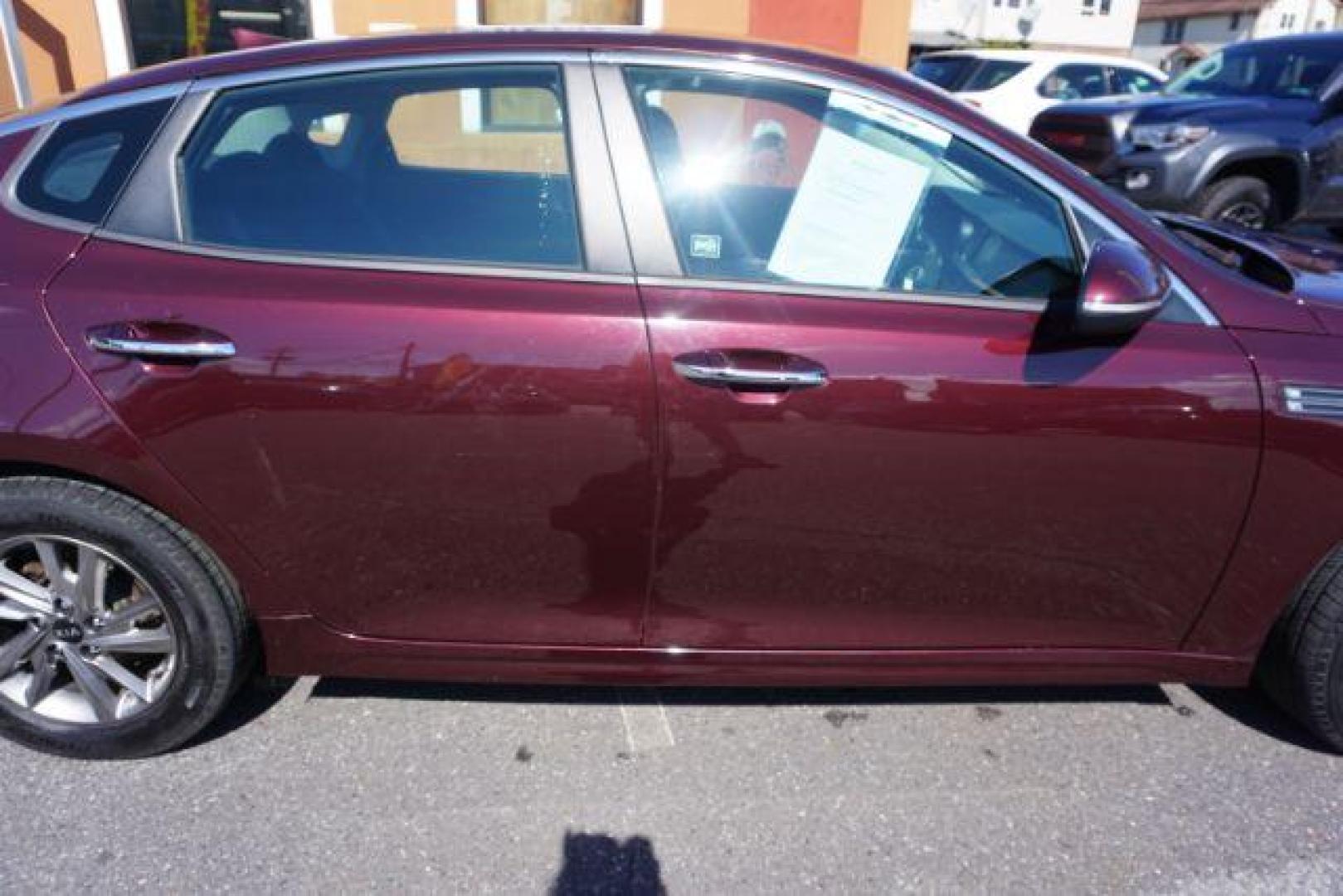 2019 Sangria /Black Kia Optima LX (5XXGT4L39KG) with an Theta II 2.4L I-4 gasoline direct injection engine, located at 312 Centre Ave, Schuylkill Haven, PA, 17972, (570) 593-5278, 40.638130, -76.177383 - Photo#12