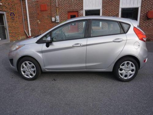 2013 Ford Fiesta S Hatchback