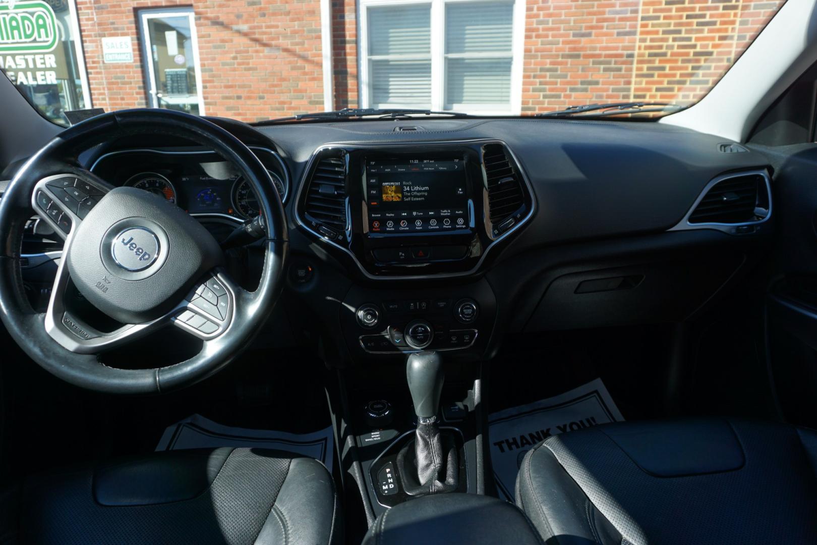 2020 BLUE SHADE PEARL JEEP CHEROKEE LIMITED (1C4PJMDX9LD) with an 3.2L V6 engine, AUTOMATIC transmission, located at 312 Centre Ave, Schuylkill Haven, PA, 17972, (570) 593-5278, 40.638130, -76.177383- Photo#27