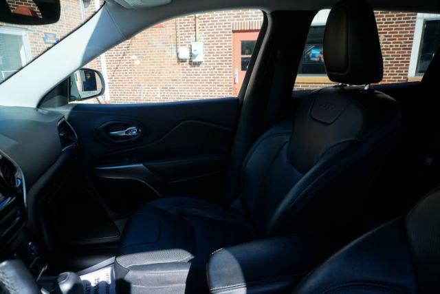 2020 /Black Jeep Cherokee Limited 4X4 (1C4PJMDX9LD) , located at 312 Centre Ave, Schuylkill Haven, PA, 17972, (570) 593-5278, 40.638130, -76.177383 - Photo#23