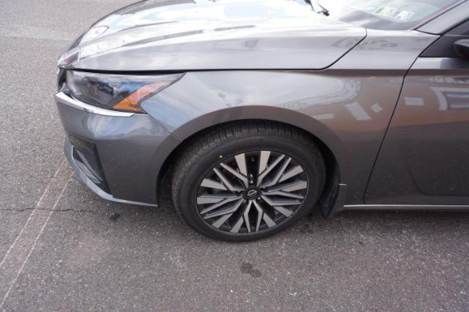 2024 Gun Metallic /Hai Gray Nissan Altima SV FWD (1N4BL4DV9RN) with an 2.5L I-4 gasoline direct injection engine, located at 312 Centre Ave, Schuylkill Haven, PA, 17972, (570) 593-5278, 40.638130, -76.177383 - Photo#3