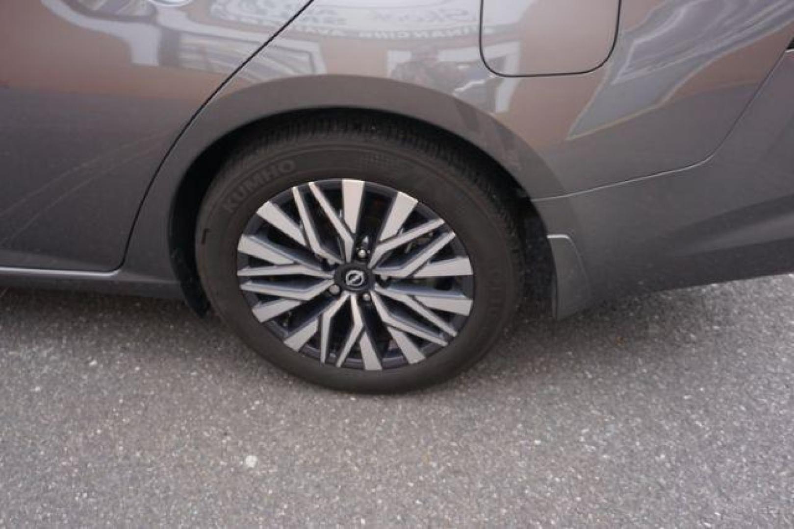 2024 Gun Metallic /Hai Gray Nissan Altima SV FWD (1N4BL4DV9RN) with an 2.5L I-4 gasoline direct injection engine, located at 312 Centre Ave, Schuylkill Haven, PA, 17972, (570) 593-5278, 40.638130, -76.177383 - Photo#7