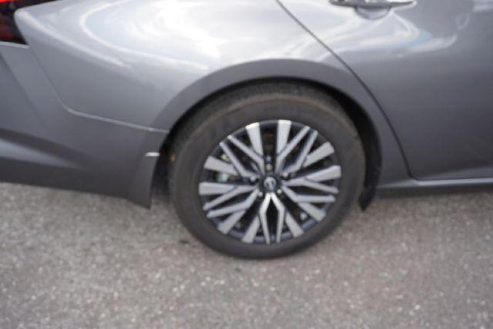 2024 Gun Metallic /Hai Gray Nissan Altima SV FWD (1N4BL4DV9RN) with an 2.5L I-4 gasoline direct injection engine, located at 312 Centre Ave, Schuylkill Haven, PA, 17972, (570) 593-5278, 40.638130, -76.177383 - Photo#17