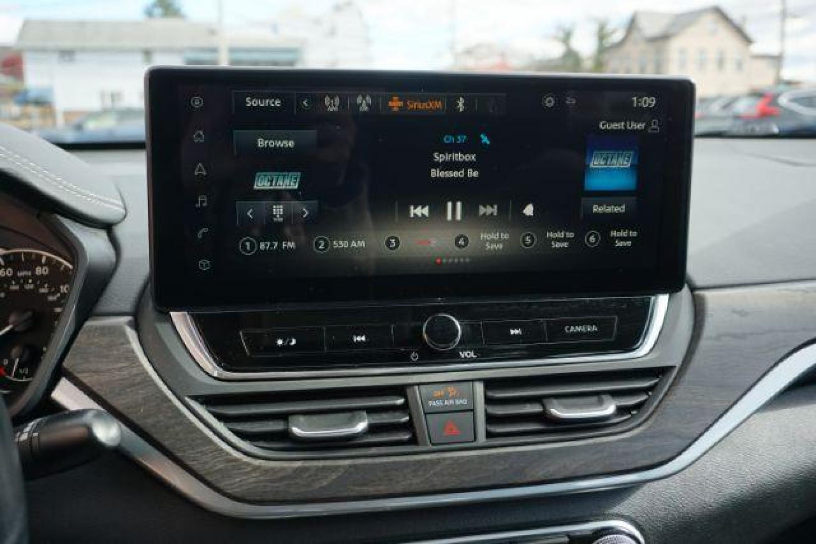 2024 Gun Metallic /Hai Gray Nissan Altima SV FWD (1N4BL4DV9RN) with an 2.5L I-4 gasoline direct injection engine, located at 312 Centre Ave, Schuylkill Haven, PA, 17972, (570) 593-5278, 40.638130, -76.177383 - Photo#29