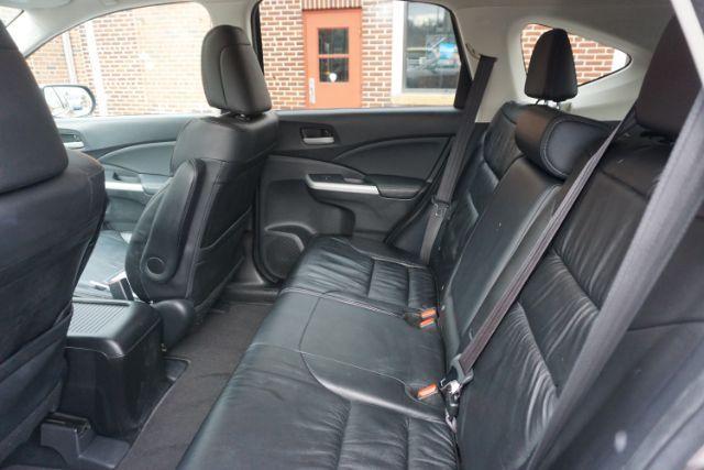 2012 Urban Titanium Metallic /Gray Honda CR-V EX-L (5J6RM4H76CL) with an 2.4L I-4 DOHC engine, located at 312 Centre Ave, Schuylkill Haven, PA, 17972, (570) 593-5278, 40.638130, -76.177383 - Photo#35