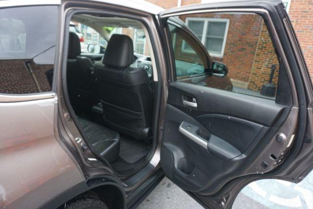 2012 Urban Titanium Metallic /Gray Honda CR-V EX-L (5J6RM4H76CL) with an 2.4L I-4 DOHC engine, located at 312 Centre Ave, Schuylkill Haven, PA, 17972, (570) 593-5278, 40.638130, -76.177383 - Photo#45