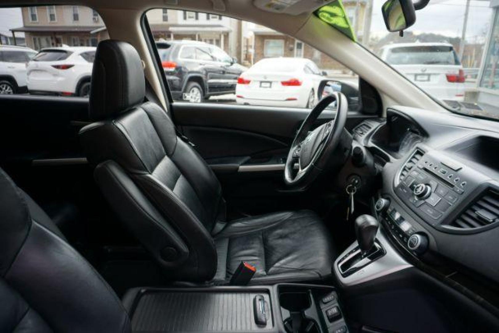 2012 Urban Titanium Metallic /Gray Honda CR-V EX-L (5J6RM4H76CL) with an 2.4L I-4 DOHC engine, located at 312 Centre Ave, Schuylkill Haven, PA, 17972, (570) 593-5278, 40.638130, -76.177383 - Photo#47