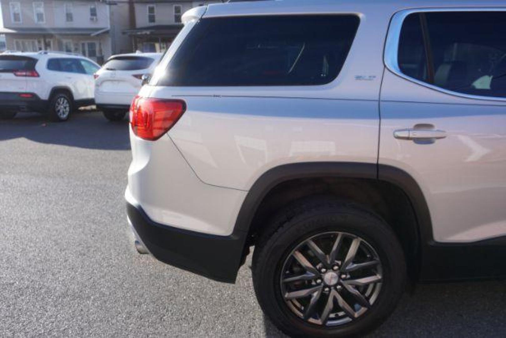 2017 Sparkling Silver Metallic /Cocoa/Light Ash Gray GMC Acadia SLT-1 (1GKKNMLS2HZ) , located at 312 Centre Ave, Schuylkill Haven, PA, 17972, (570) 593-5278, 40.638130, -76.177383 - Photo#14