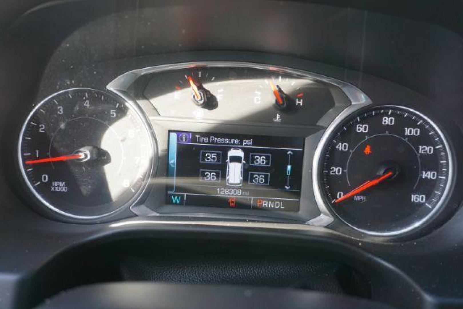 2017 Sparkling Silver Metallic /Cocoa/Light Ash Gray GMC Acadia SLT-1 (1GKKNMLS2HZ) , located at 312 Centre Ave, Schuylkill Haven, PA, 17972, (570) 593-5278, 40.638130, -76.177383 - Photo#24