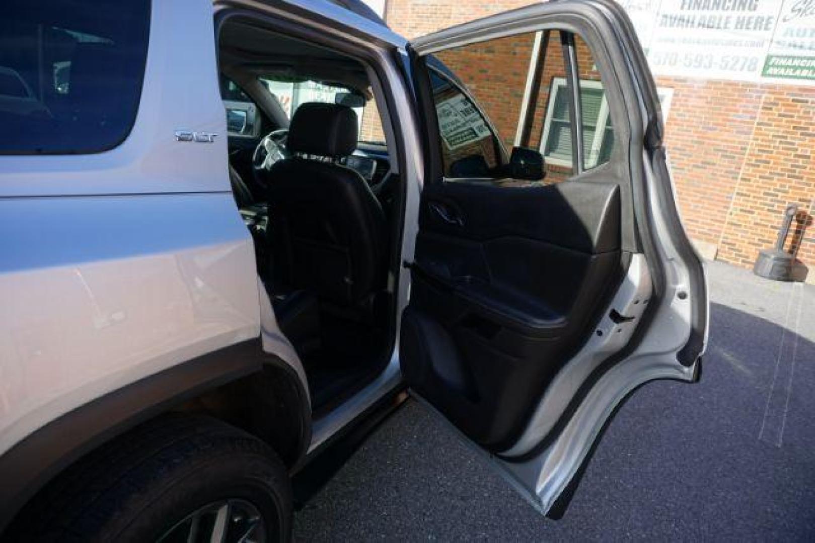 2017 Sparkling Silver Metallic /Cocoa/Light Ash Gray GMC Acadia SLT-1 (1GKKNMLS2HZ) , located at 312 Centre Ave, Schuylkill Haven, PA, 17972, (570) 593-5278, 40.638130, -76.177383 - Photo#49