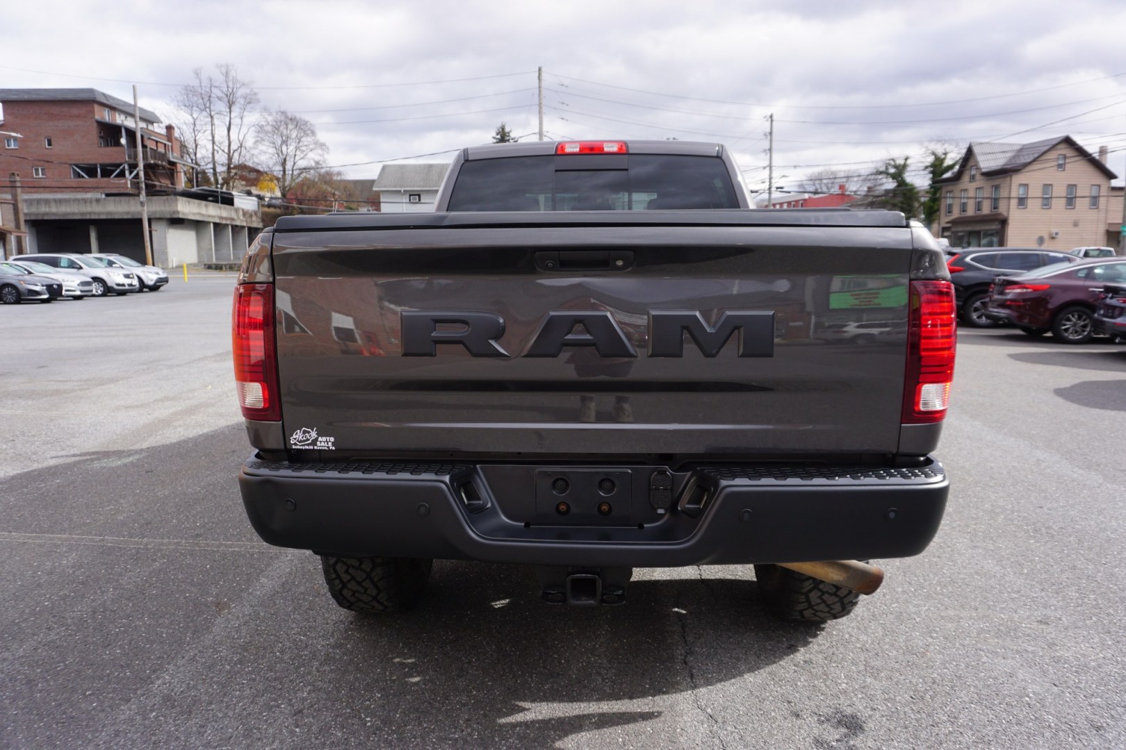 2018 Granite Crystal Metallic Clearcoat /Diesel Gray/Black RAM 2500 POWER WAGON (3C6TR5EJ2JG) with an HEMI 6.4L V-8 VVT variable valve control engine, located at 312 Centre Ave, Schuylkill Haven, PA, 17972, (570) 593-5278, 40.638130, -76.177383 - Photo#10
