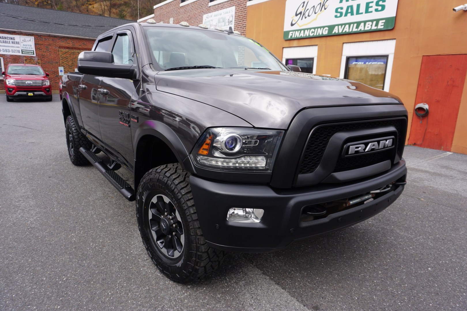 2018 Granite Crystal Metallic Clearcoat /Diesel Gray/Black RAM 2500 POWER WAGON (3C6TR5EJ2JG) with an HEMI 6.4L V-8 VVT variable valve control engine, located at 312 Centre Ave, Schuylkill Haven, PA, 17972, (570) 593-5278, 40.638130, -76.177383 - Photo#19