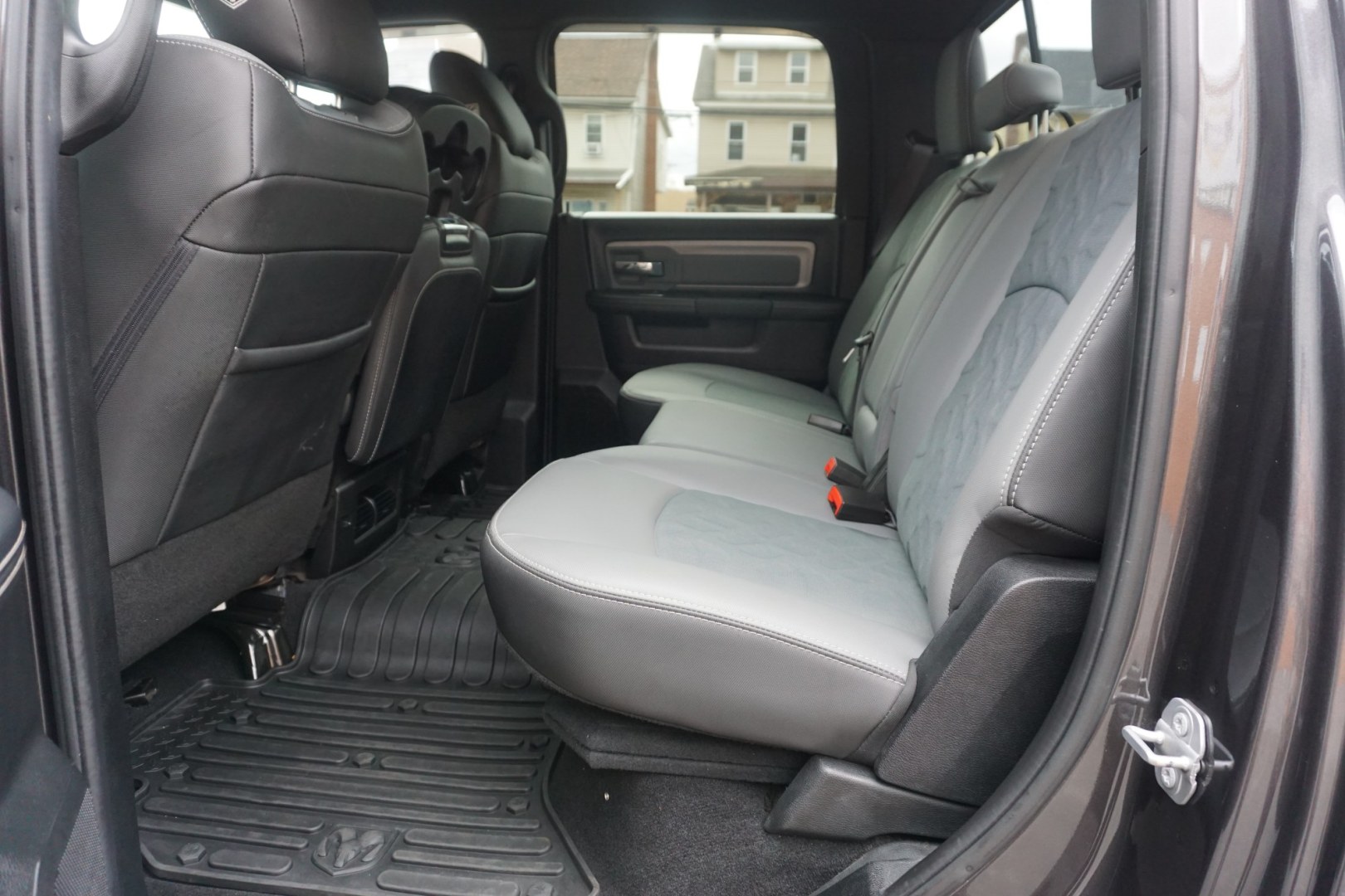2018 Granite Crystal Metallic Clearcoat /Diesel Gray/Black RAM 2500 POWER WAGON (3C6TR5EJ2JG) with an HEMI 6.4L V-8 VVT variable valve control engine, located at 312 Centre Ave, Schuylkill Haven, PA, 17972, (570) 593-5278, 40.638130, -76.177383 - Photo#31