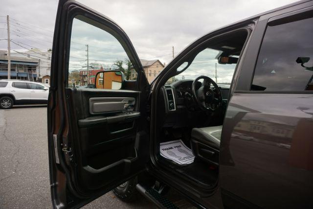 2018 Granite Crystal Metallic Clearcoat /Diesel Gray/Black Ram 2500 Power Wagon Crew Cab 4x4 6'4 Box (3C6TR5EJ2JG) with an HEMI 6.4L V-8 VVT variable valve control engine, located at 312 Centre Ave, Schuylkill Haven, PA, 17972, (570) 593-5278, 40.638130, -76.177383 - Photo#27