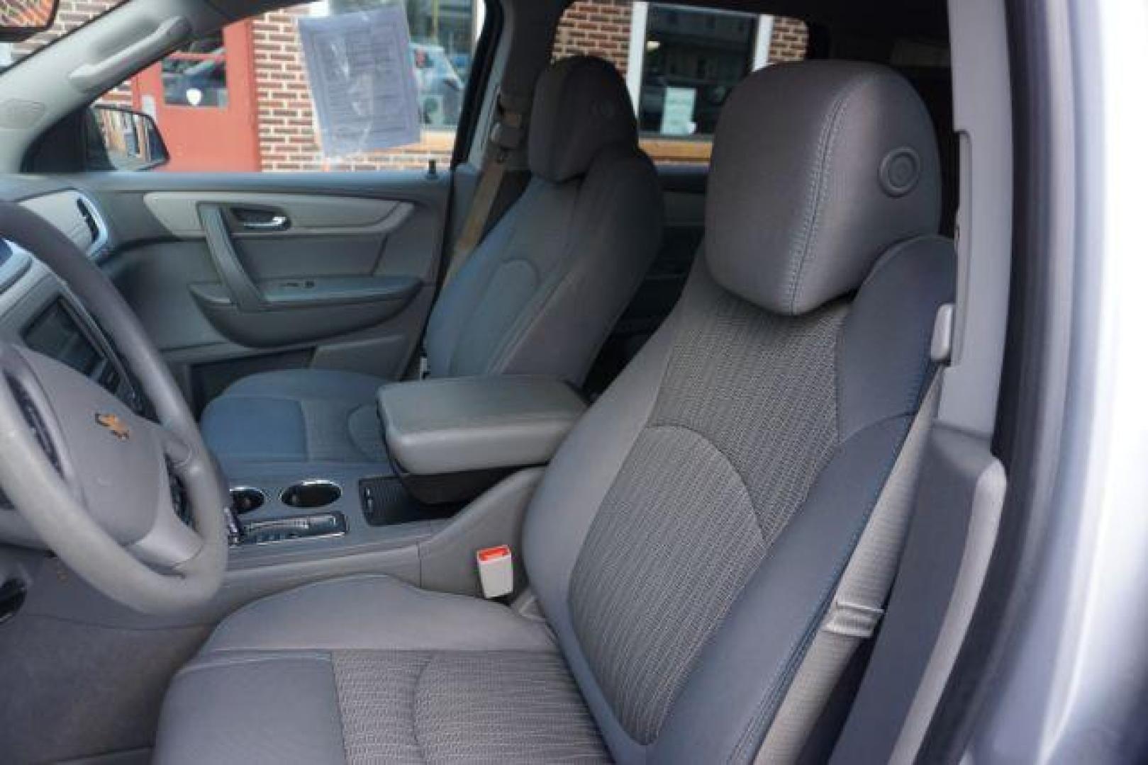 2016 Silver /Dark Titanium / Light Titanium, premium cloth Chevrolet Traverse LS AWD (1GNKVFKD4GJ) with an 3.6L V6 DOHC 24V engine, 6-Speed Automatic transmission, located at 312 Centre Ave, Schuylkill Haven, PA, 17972, (570) 593-5278, 40.638130, -76.177383 - Photo#19