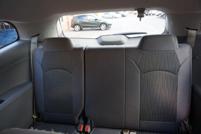 2016 Silver /Dark Titanium / Light Titanium, premium cloth Chevrolet Traverse LS AWD (1GNKVFKD4GJ) with an 3.6L V6 DOHC 24V engine, 6-Speed Automatic transmission, located at 312 Centre Ave, Schuylkill Haven, PA, 17972, (570) 593-5278, 40.638130, -76.177383 - Photo#30