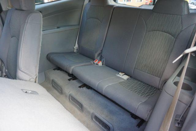 2016 Silver /Dark Titanium / Light Titanium, premium cloth Chevrolet Traverse LS AWD (1GNKVFKD4GJ) with an 3.6L V6 DOHC 24V engine, 6-Speed Automatic transmission, located at 312 Centre Ave, Schuylkill Haven, PA, 17972, (570) 593-5278, 40.638130, -76.177383 - Photo#31