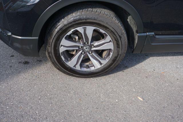 2017 Crystal Black Pearl /Black Honda CR-V LX (2HKRW6H39HH) with an 2.4L I-4 gasoline direct injection engine, located at 312 Centre Ave, Schuylkill Haven, PA, 17972, (570) 593-5278, 40.638130, -76.177383 - Photo#4