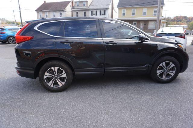 2017 Crystal Black Pearl /Black Honda CR-V LX (2HKRW6H39HH) with an 2.4L I-4 gasoline direct injection engine, located at 312 Centre Ave, Schuylkill Haven, PA, 17972, (570) 593-5278, 40.638130, -76.177383 - Photo#12