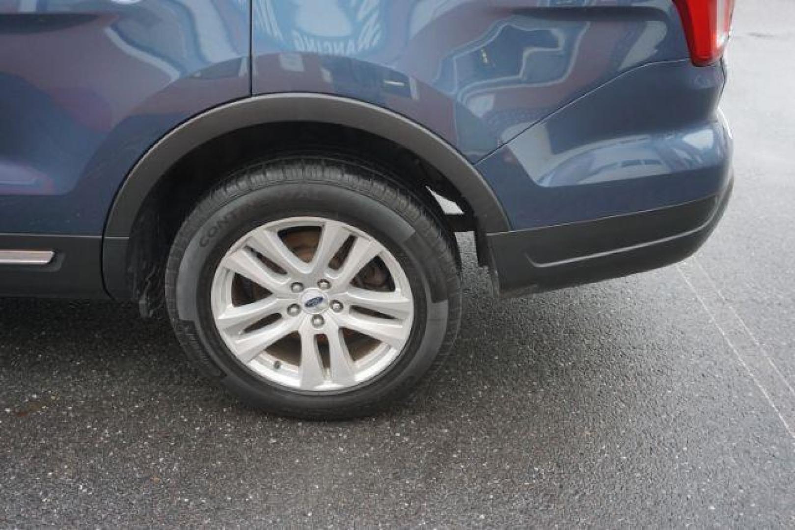 2018 Blue Metallic /Medium Stone/Medium Light Stone Ford Explorer XLT (1FM5K8D85JG) with an EcoBoost 2.3L I-4 gasoline direct injection engine, located at 312 Centre Ave, Schuylkill Haven, PA, 17972, (570) 593-5278, 40.638130, -76.177383 - Photo#8