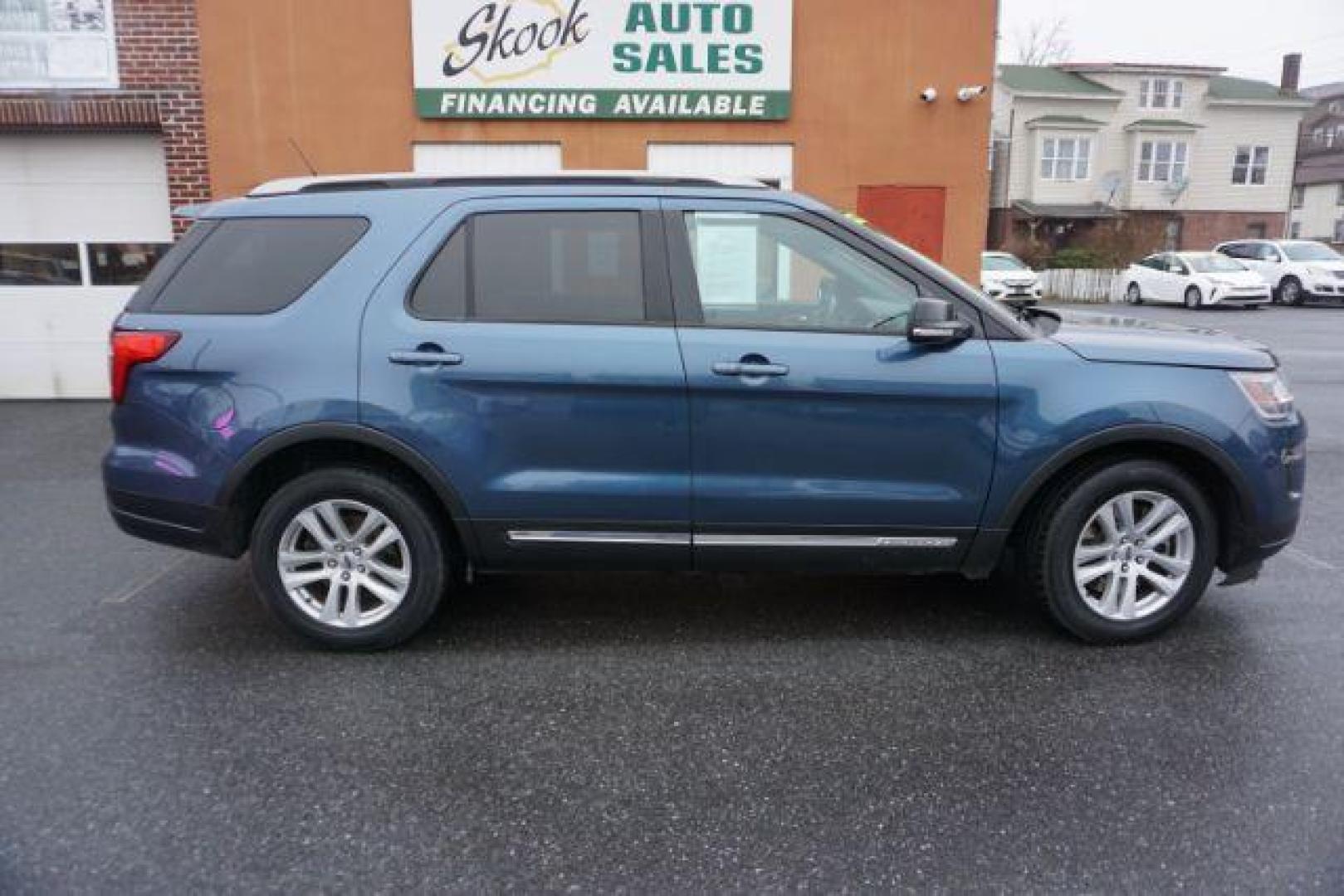 2018 Blue Metallic /Medium Stone/Medium Light Stone Ford Explorer XLT (1FM5K8D85JG) with an EcoBoost 2.3L I-4 gasoline direct injection engine, located at 312 Centre Ave, Schuylkill Haven, PA, 17972, (570) 593-5278, 40.638130, -76.177383 - Photo#12