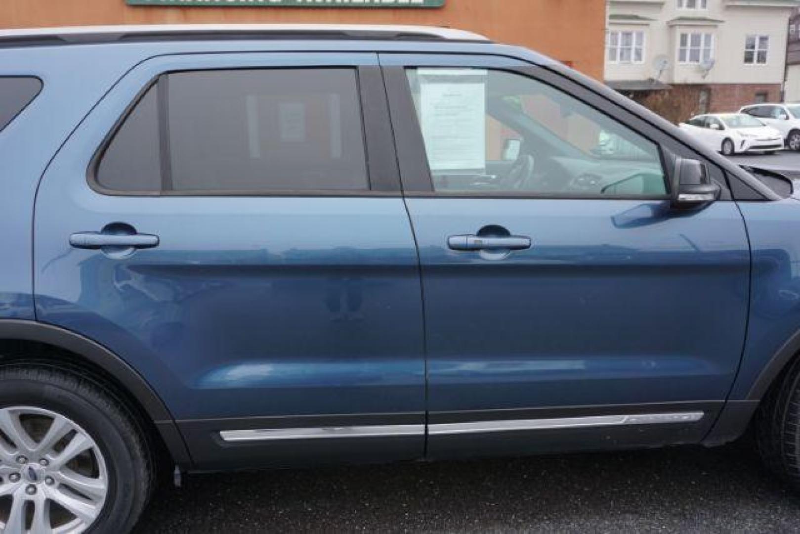 2018 Blue Metallic /Medium Stone/Medium Light Stone Ford Explorer XLT (1FM5K8D85JG) with an EcoBoost 2.3L I-4 gasoline direct injection engine, located at 312 Centre Ave, Schuylkill Haven, PA, 17972, (570) 593-5278, 40.638130, -76.177383 - Photo#16