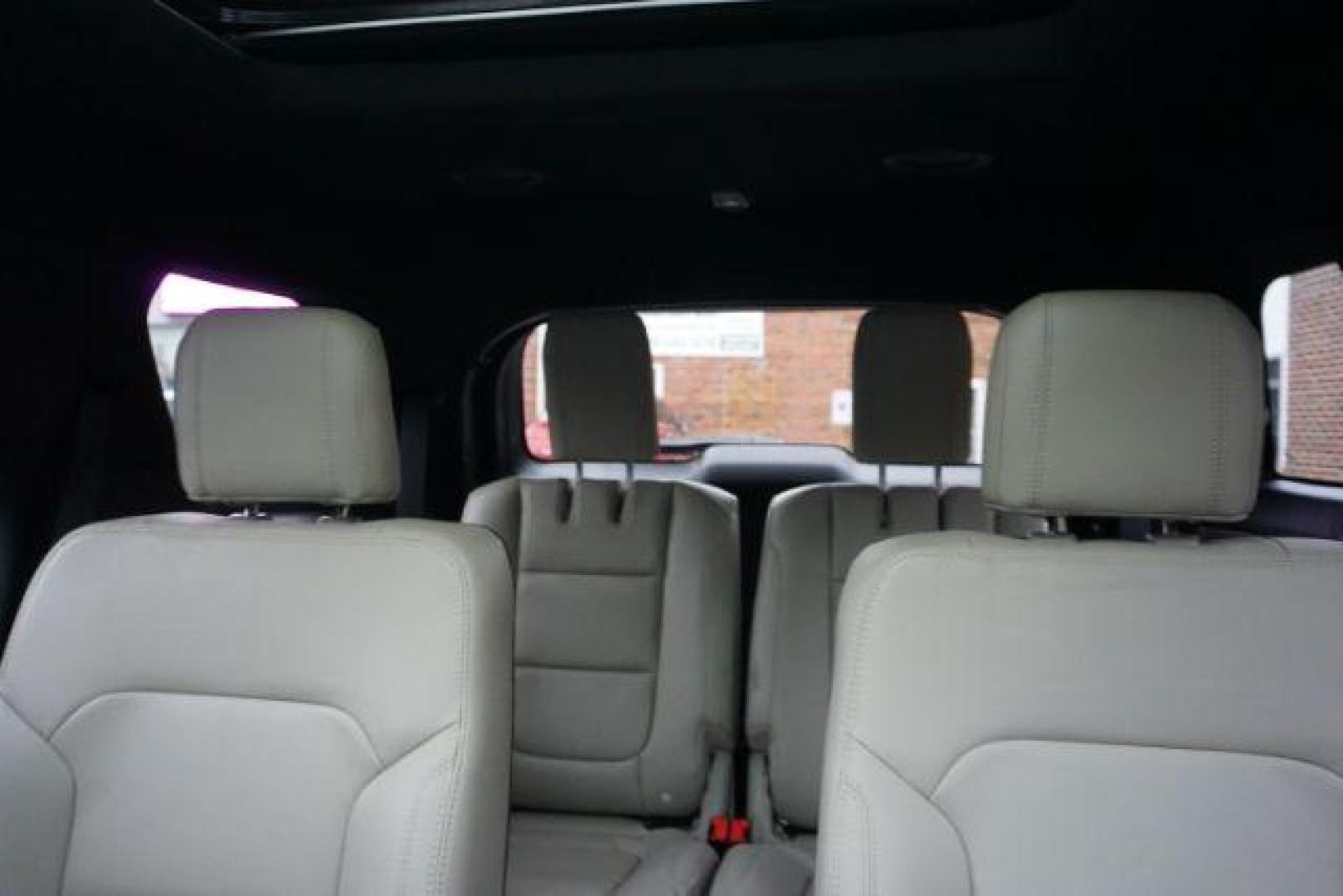 2018 Blue Metallic /Medium Stone/Medium Light Stone Ford Explorer XLT (1FM5K8D85JG) with an EcoBoost 2.3L I-4 gasoline direct injection engine, located at 312 Centre Ave, Schuylkill Haven, PA, 17972, (570) 593-5278, 40.638130, -76.177383 - Photo#27