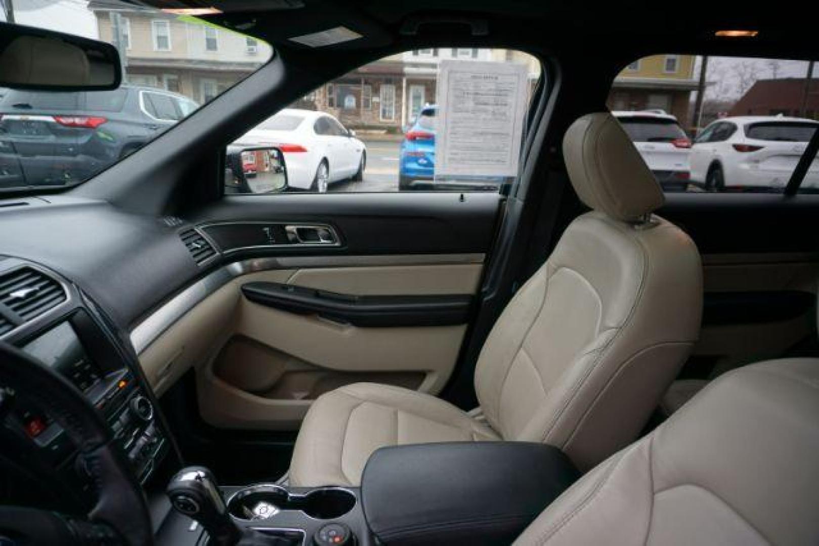 2018 Blue Metallic /Medium Stone/Medium Light Stone Ford Explorer XLT (1FM5K8D85JG) with an EcoBoost 2.3L I-4 gasoline direct injection engine, located at 312 Centre Ave, Schuylkill Haven, PA, 17972, (570) 593-5278, 40.638130, -76.177383 - Photo#29