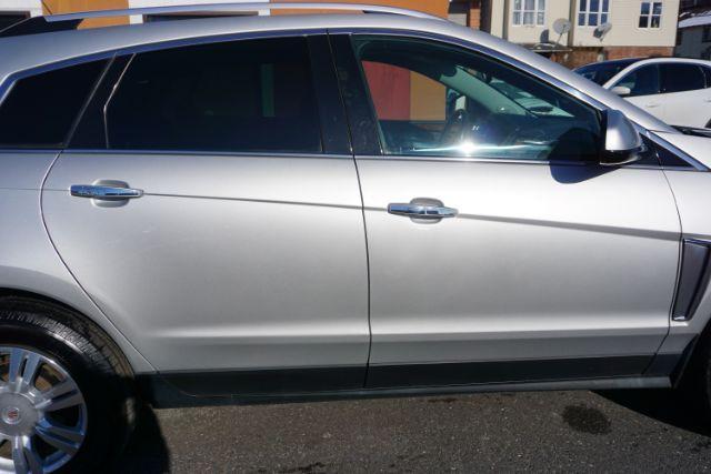 2015 Silver Coast Metallic /Ebony/Ebony Accents Cadillac SRX Luxury Collection (3GYFNEE36FS) with an 3.6L V-6 gasoline direct injection engine, located at 312 Centre Ave, Schuylkill Haven, PA, 17972, (570) 593-5278, 40.638130, -76.177383 - Photo#14