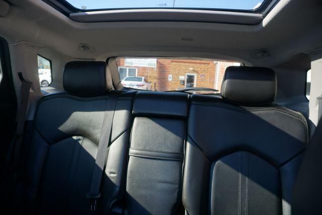 2015 Silver Coast Metallic /Ebony/Ebony Accents Cadillac SRX Luxury Collection (3GYFNEE36FS) with an 3.6L V-6 gasoline direct injection engine, located at 312 Centre Ave, Schuylkill Haven, PA, 17972, (570) 593-5278, 40.638130, -76.177383 - Photo#26